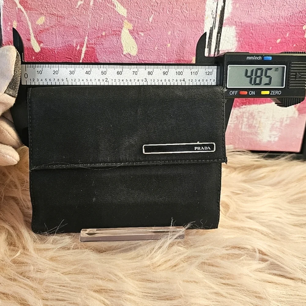 🖤 Prada Bi-Fold Nylon Wallet –Men's / Unisex Italian Craftsmanship 🖤